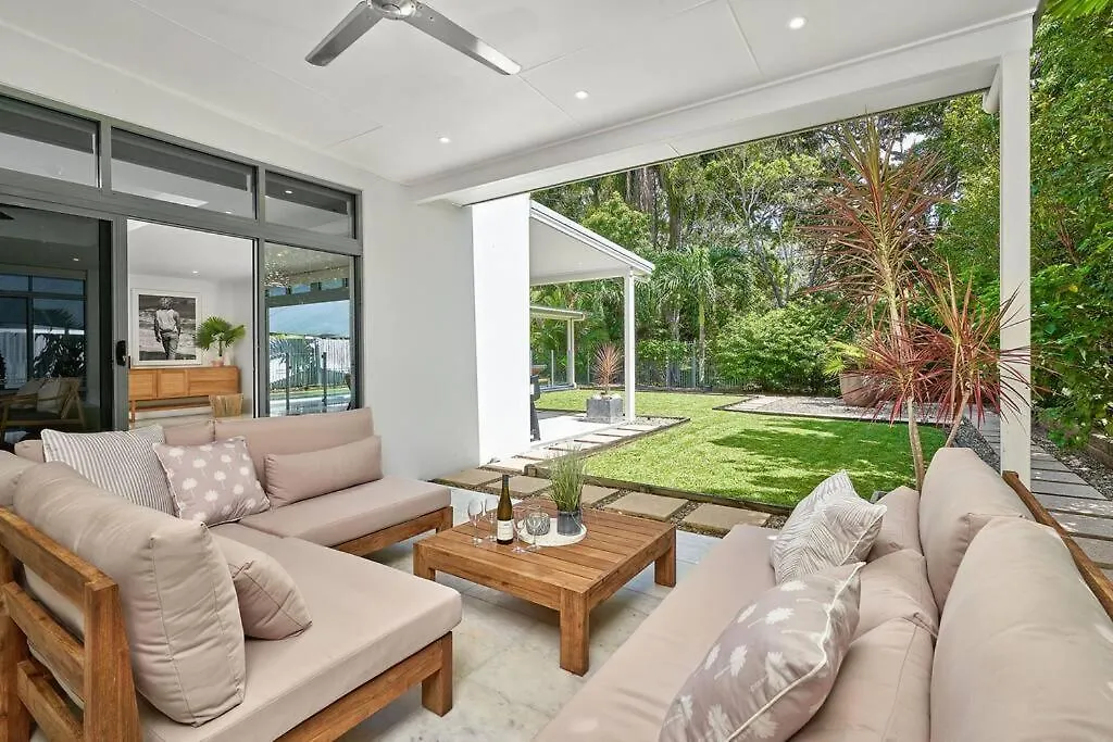 'Bask' Palm Cove Villa 0*,